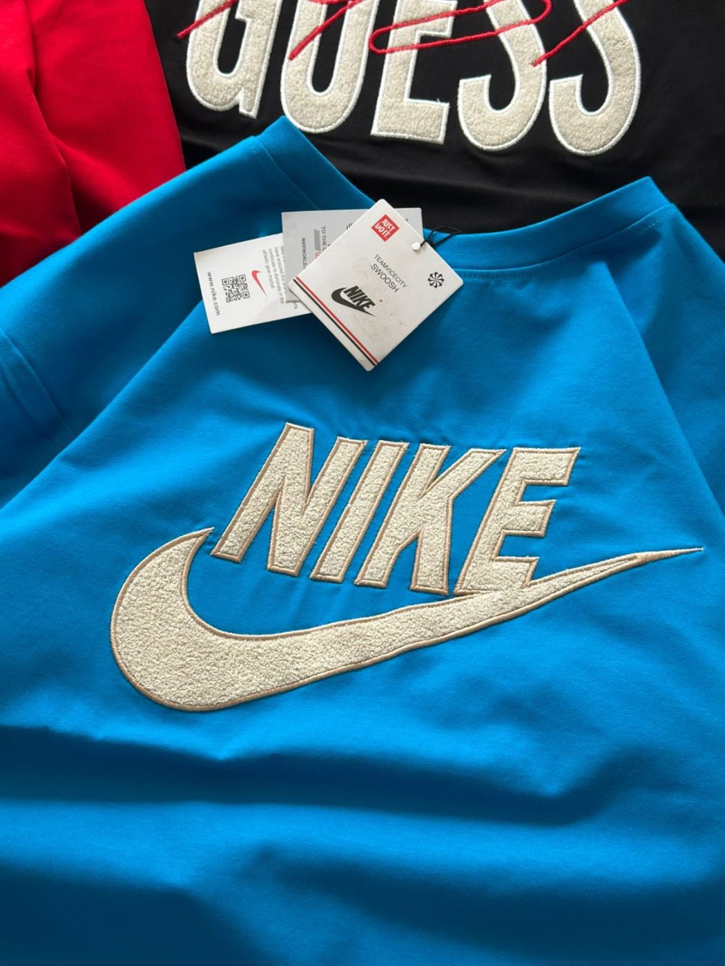 BEST EMBROIDERED  DROP SHOULDER T SHIRT