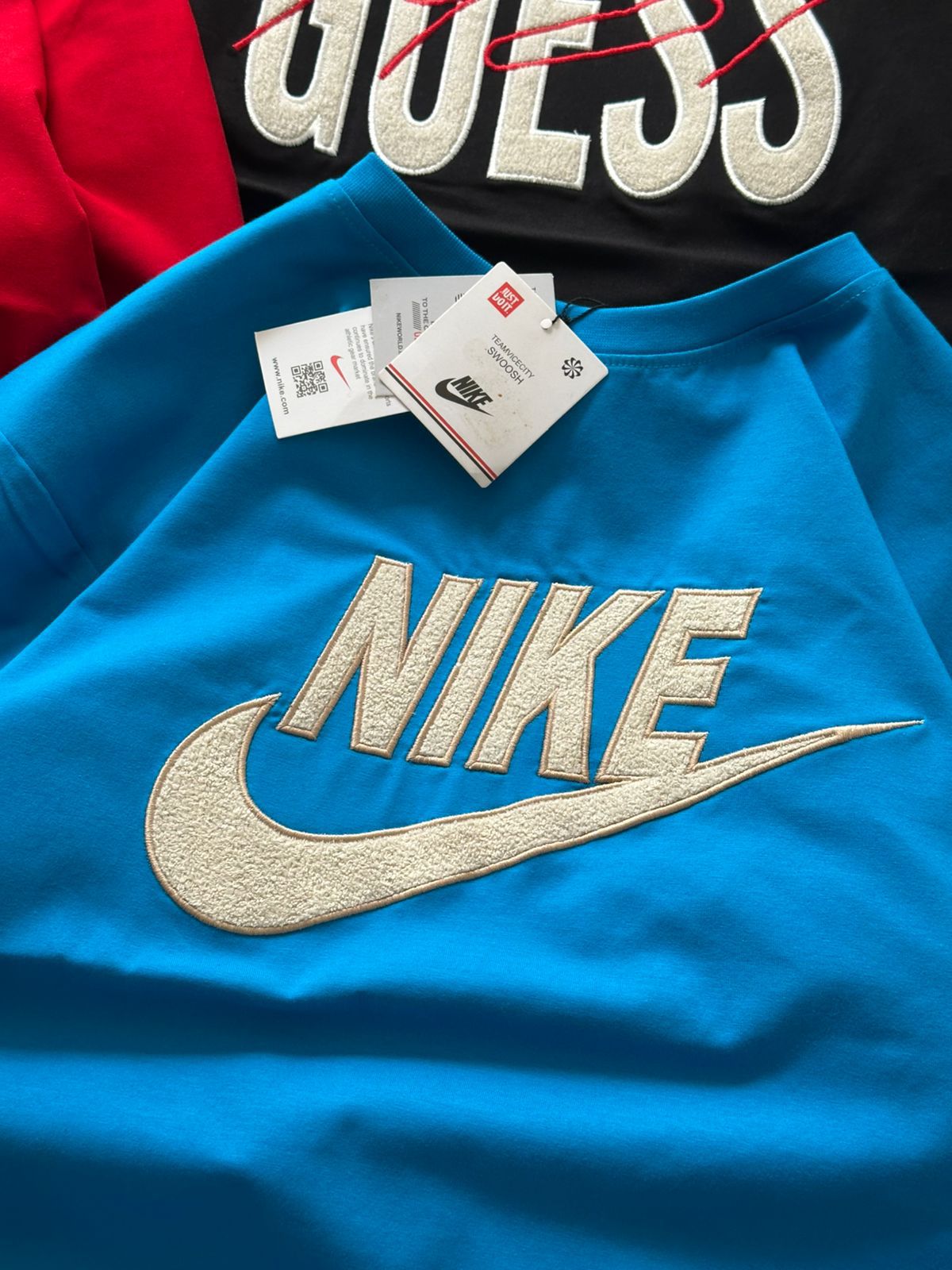 BEST EMBROIDERED  DROP SHOULDER T SHIRT